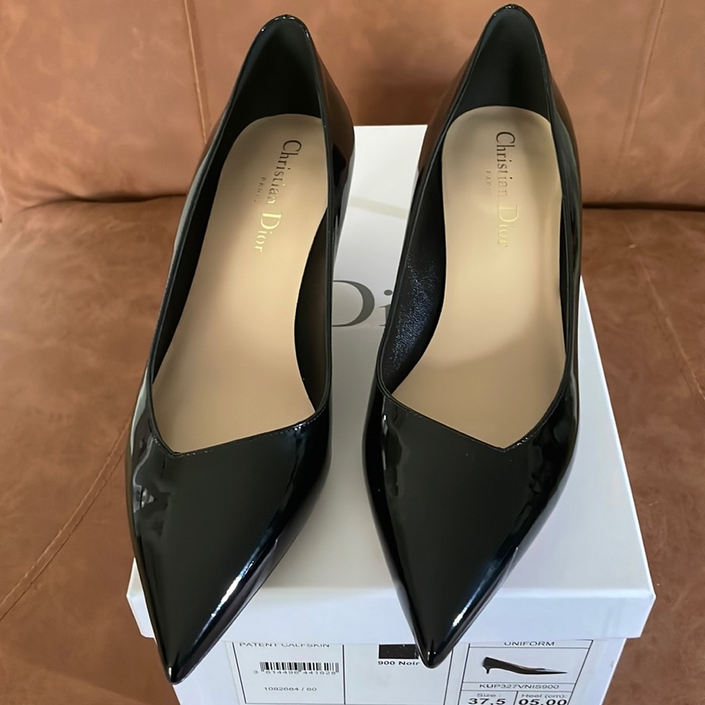 Kitten heel